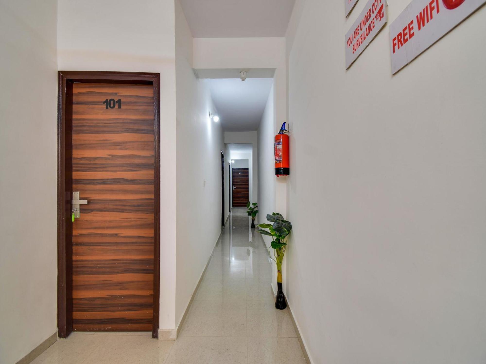ניו דלהי Hotel O Dream Palace מראה חיצוני תמונה