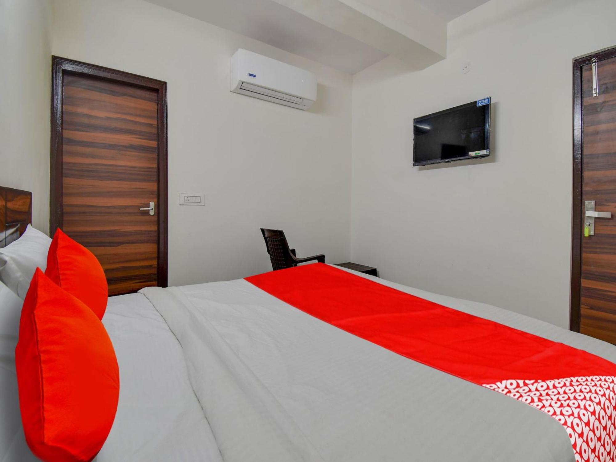 ניו דלהי Hotel O Dream Palace מראה חיצוני תמונה